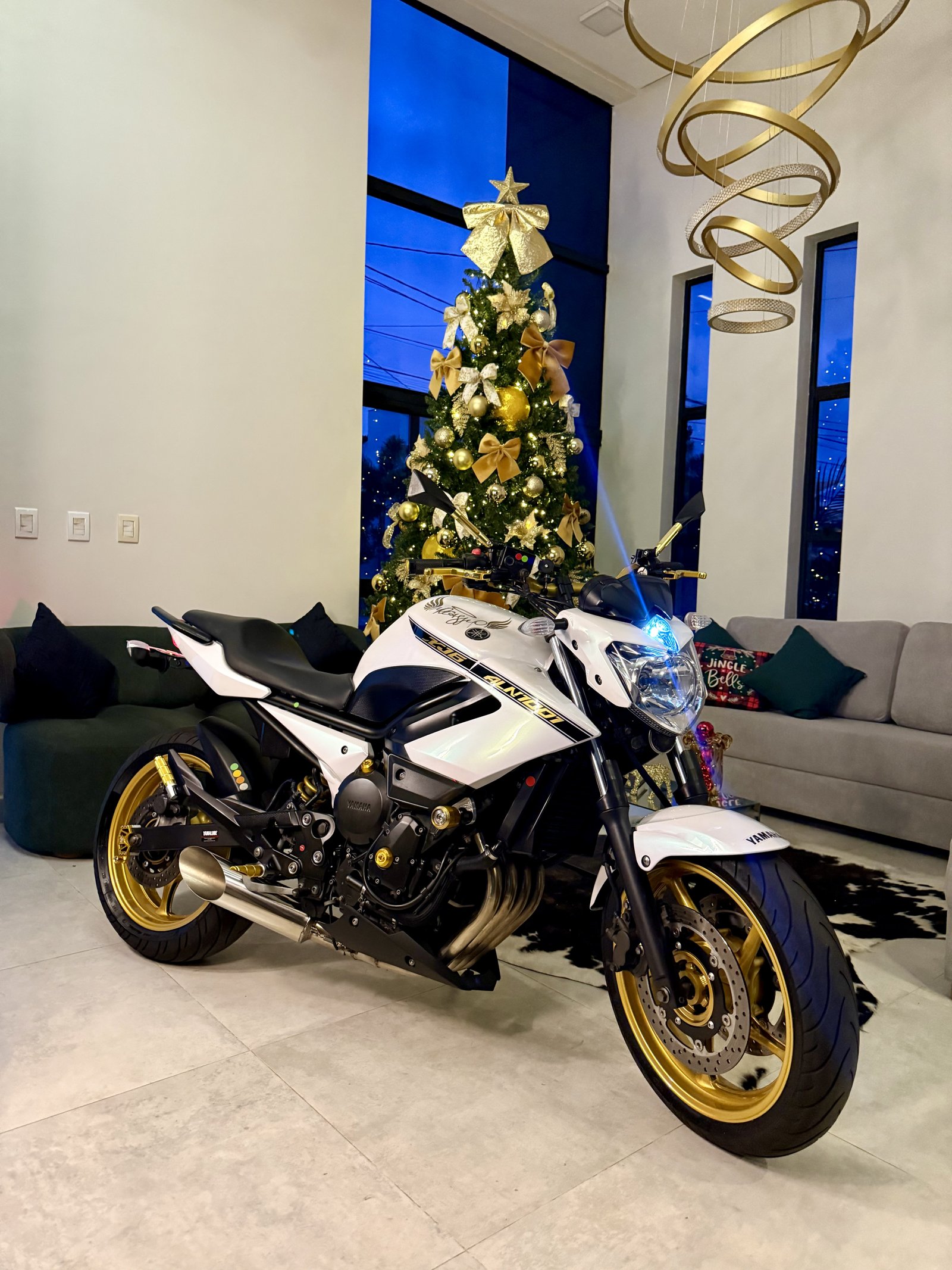 XJ6 PROJETO BARBIE ou 30 MIL